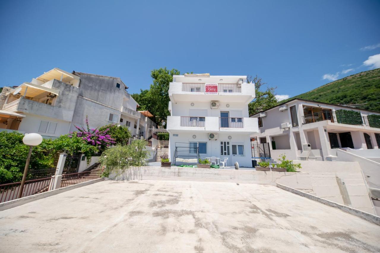 Apartments Vjera Petrovac Ngoại thất bức ảnh