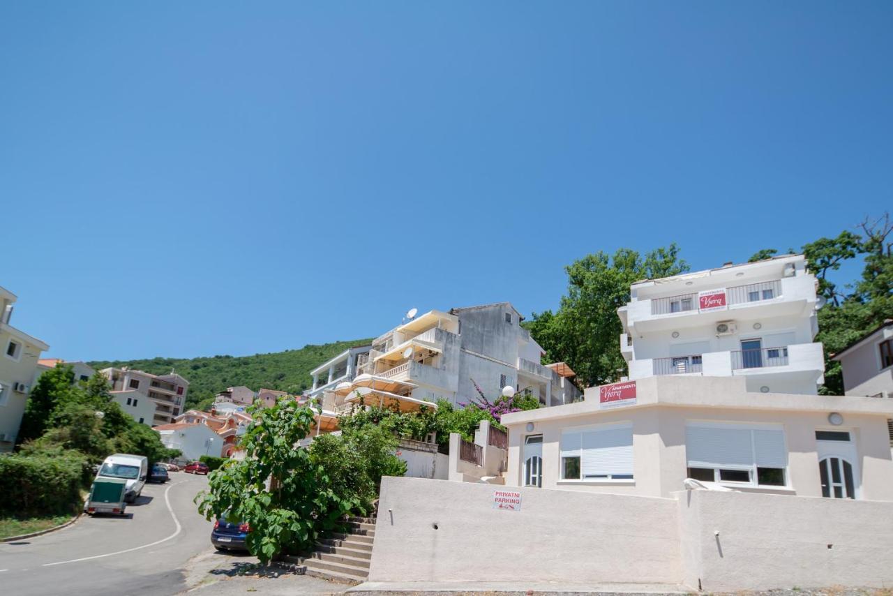 Apartments Vjera Petrovac Ngoại thất bức ảnh