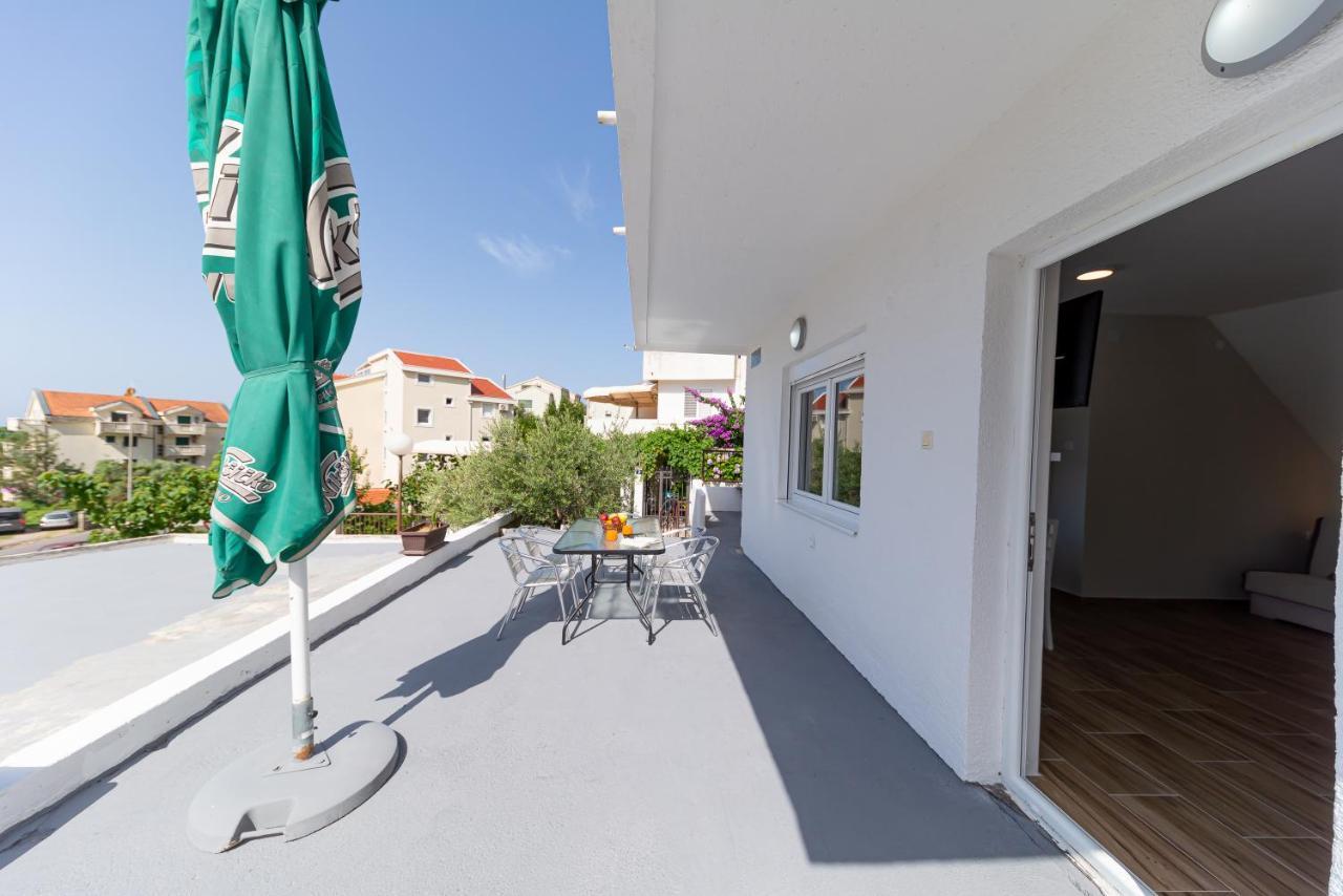 Apartments Vjera Petrovac Ngoại thất bức ảnh